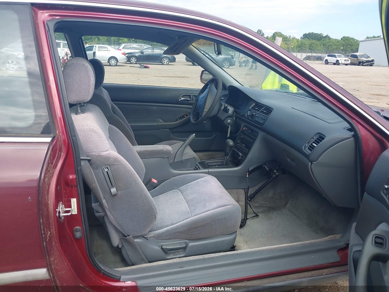 1996 HONDA ACCORD LX thumbnail 6