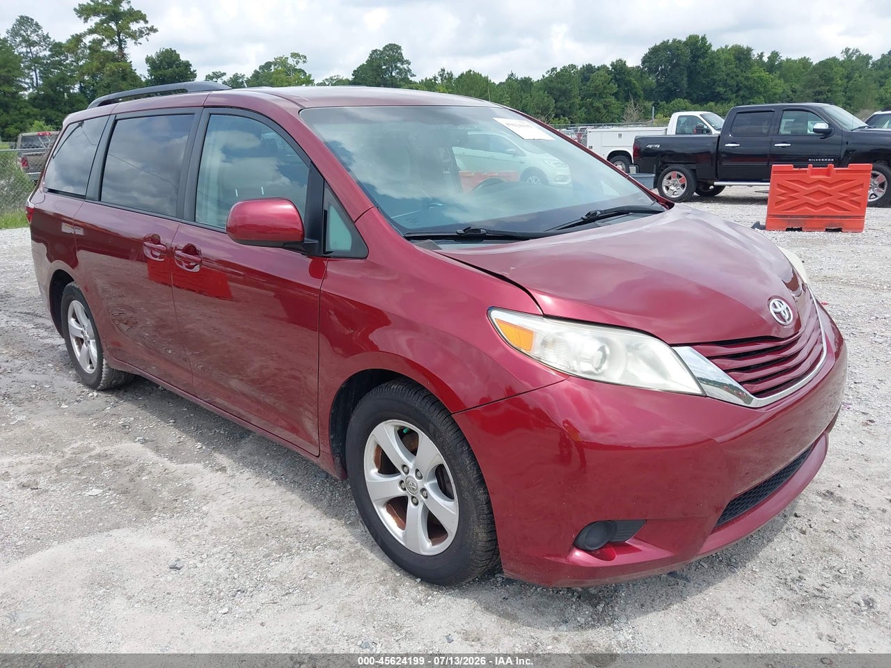 2016 TOYOTA SIENNA LE 8 PASSENGER thumbnail 2