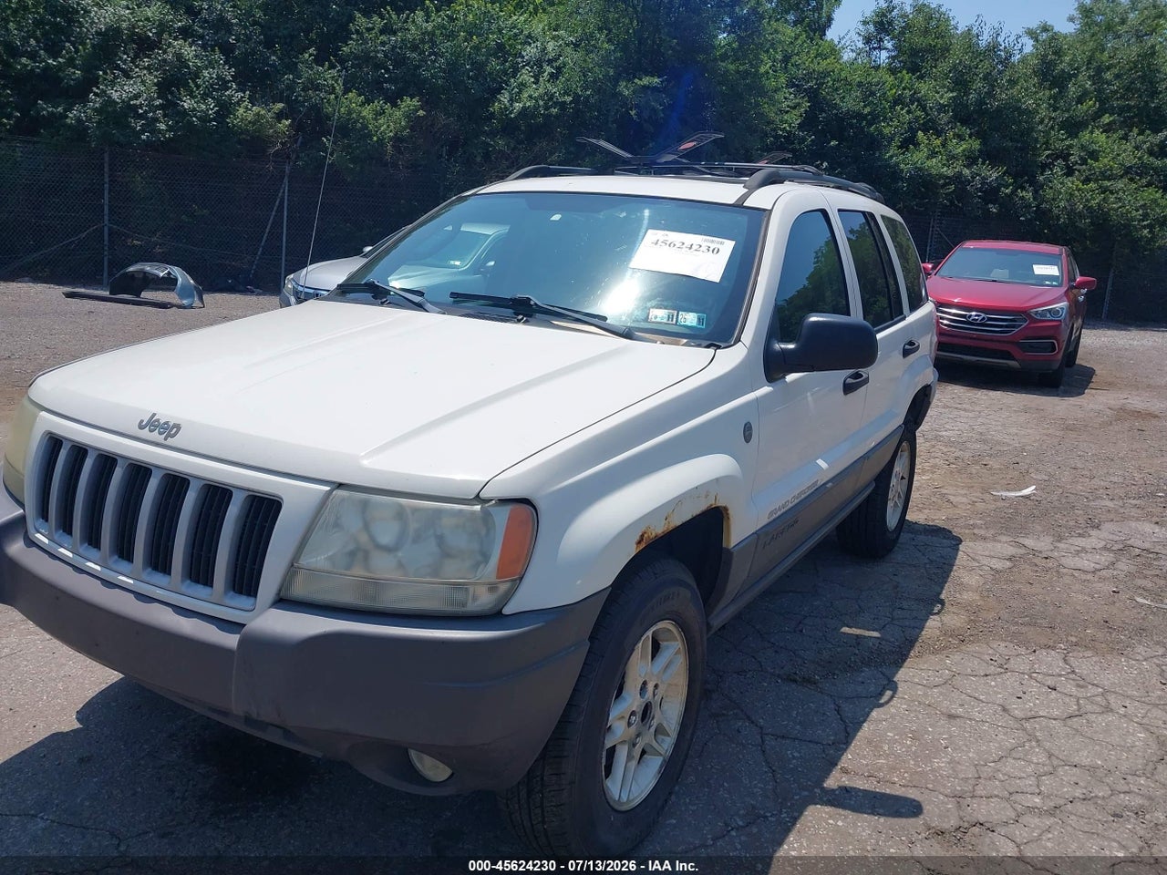 2004 JEEP GRAND CHEROKEE LAREDO thumbnail 3