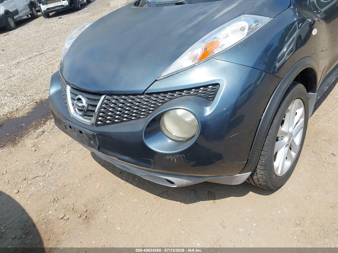 2011 NISSAN JUKE SV thumbnail 7