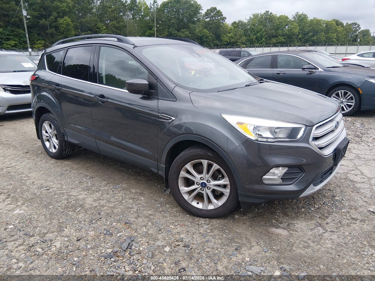 2018 FORD ESCAPE SE thumbnail 2