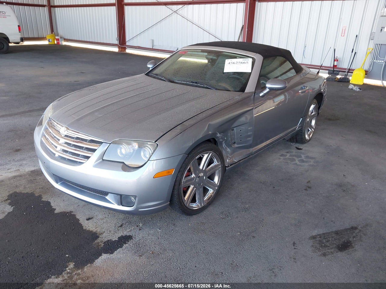 2005 CHRYSLER CROSSFIRE LIMITED thumbnail 3