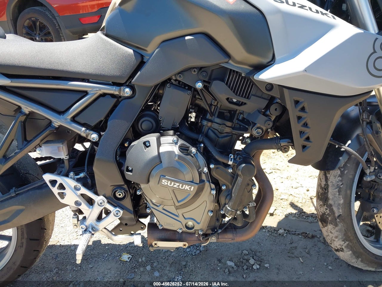 2024 SUZUKI GSX800 R thumbnail 9