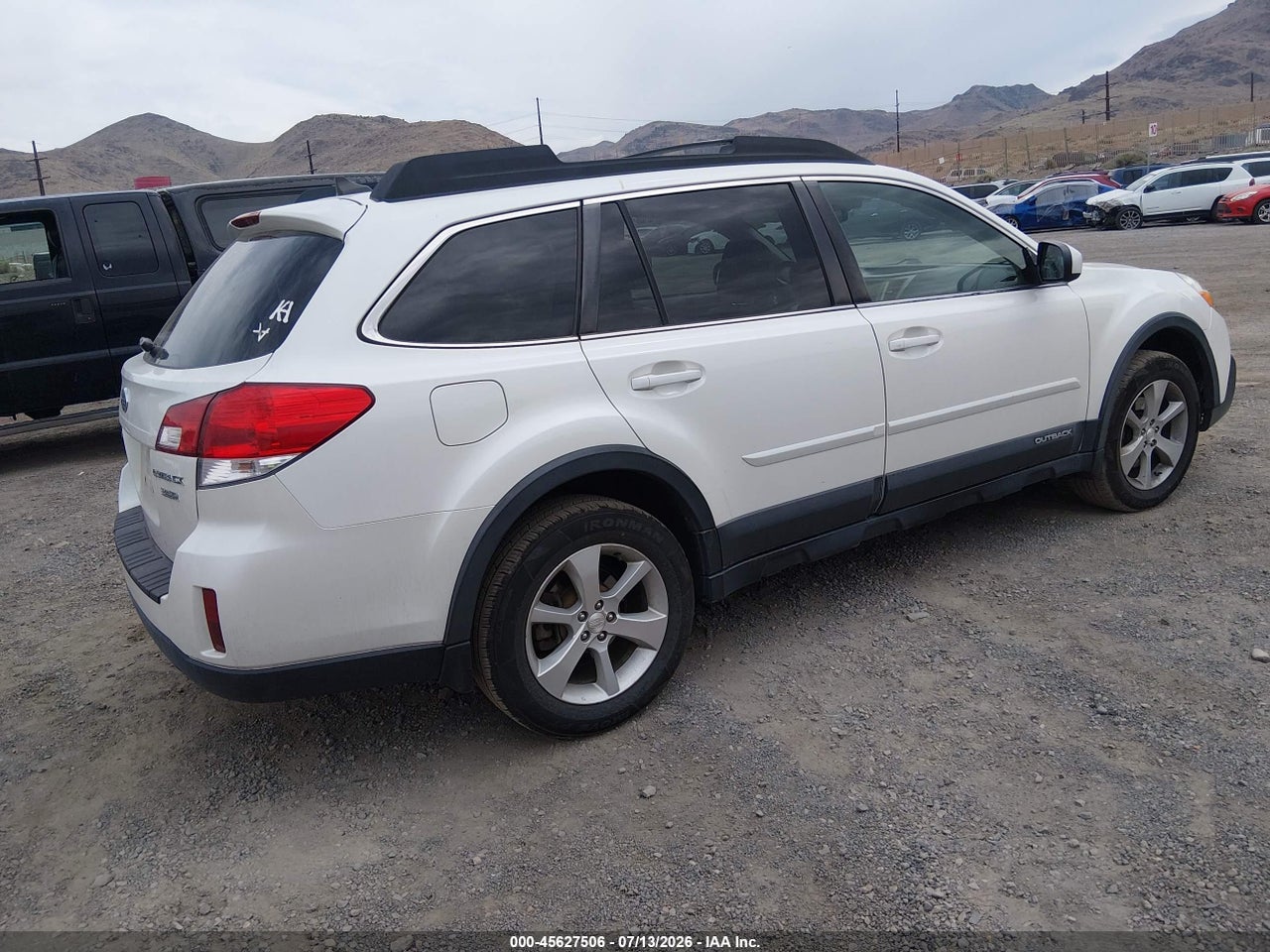 2013 SUBARU OUTBACK 3.6R LIMITED thumbnail 5