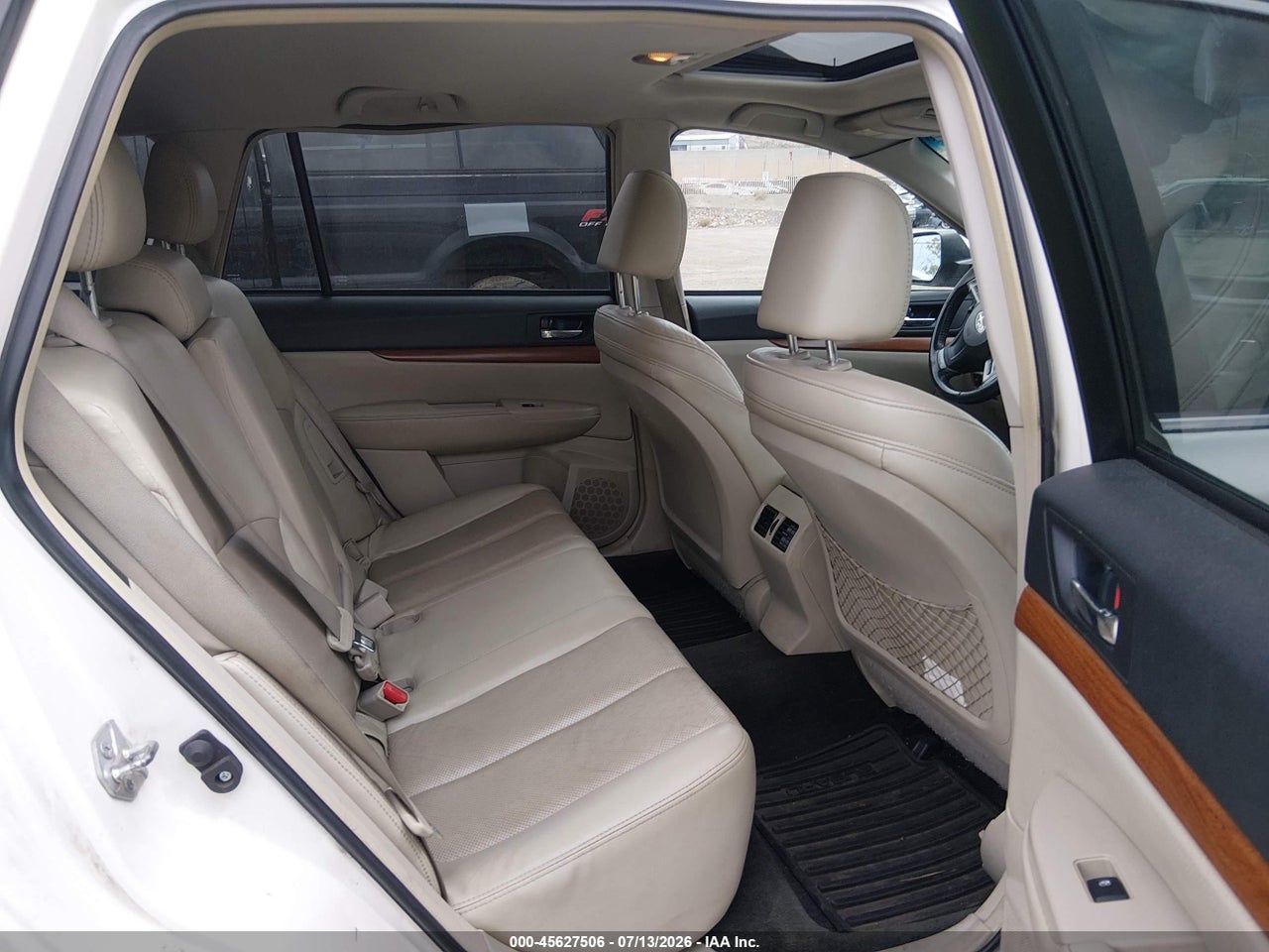 2013 SUBARU OUTBACK 3.6R LIMITED thumbnail 9
