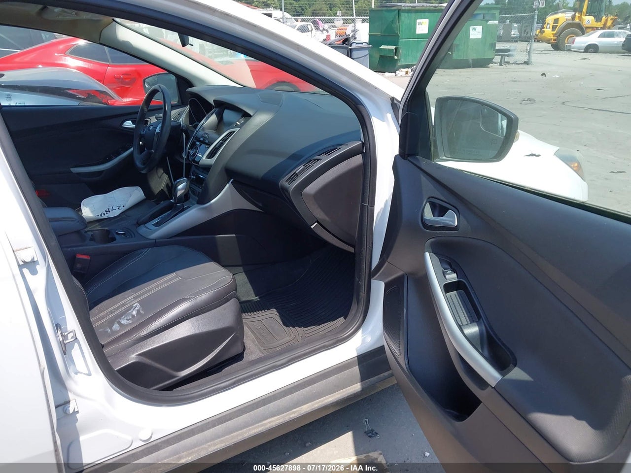 2014 FORD FOCUS SE thumbnail 6