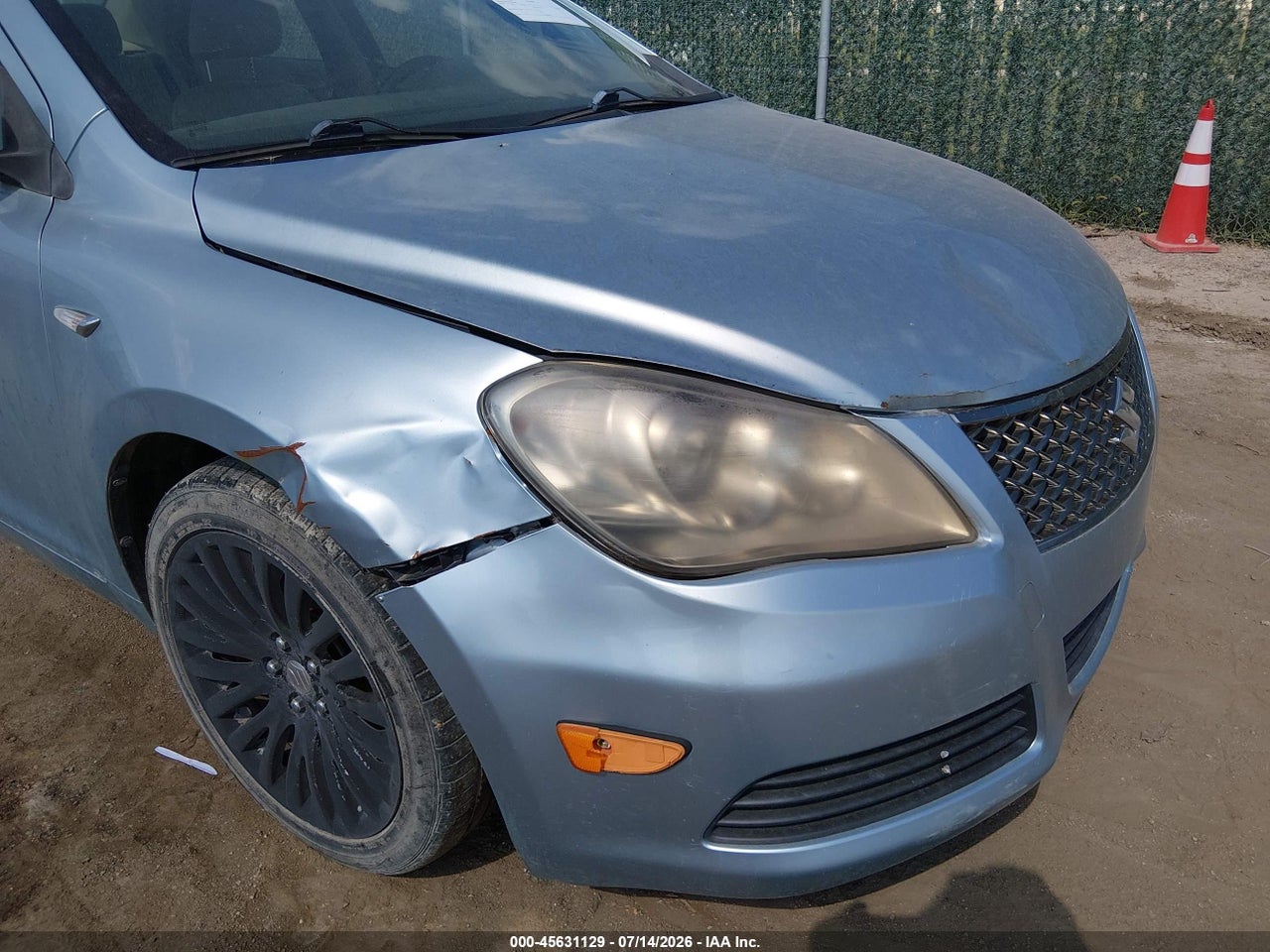 2012 SUZUKI KIZASHI SE thumbnail 7