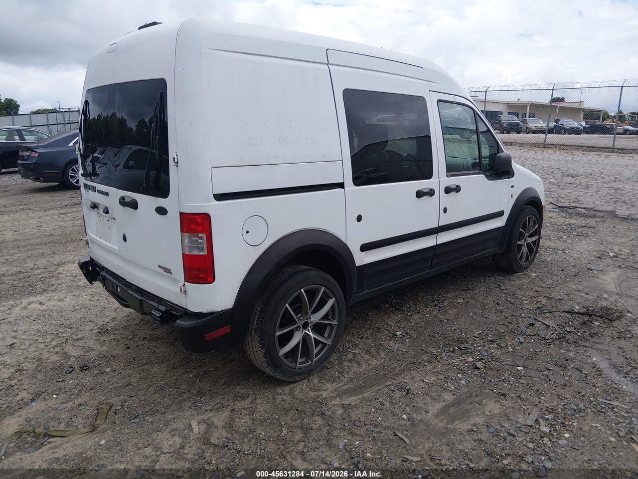 2010 FORD TRANSIT CONNECT XLT thumbnail 5