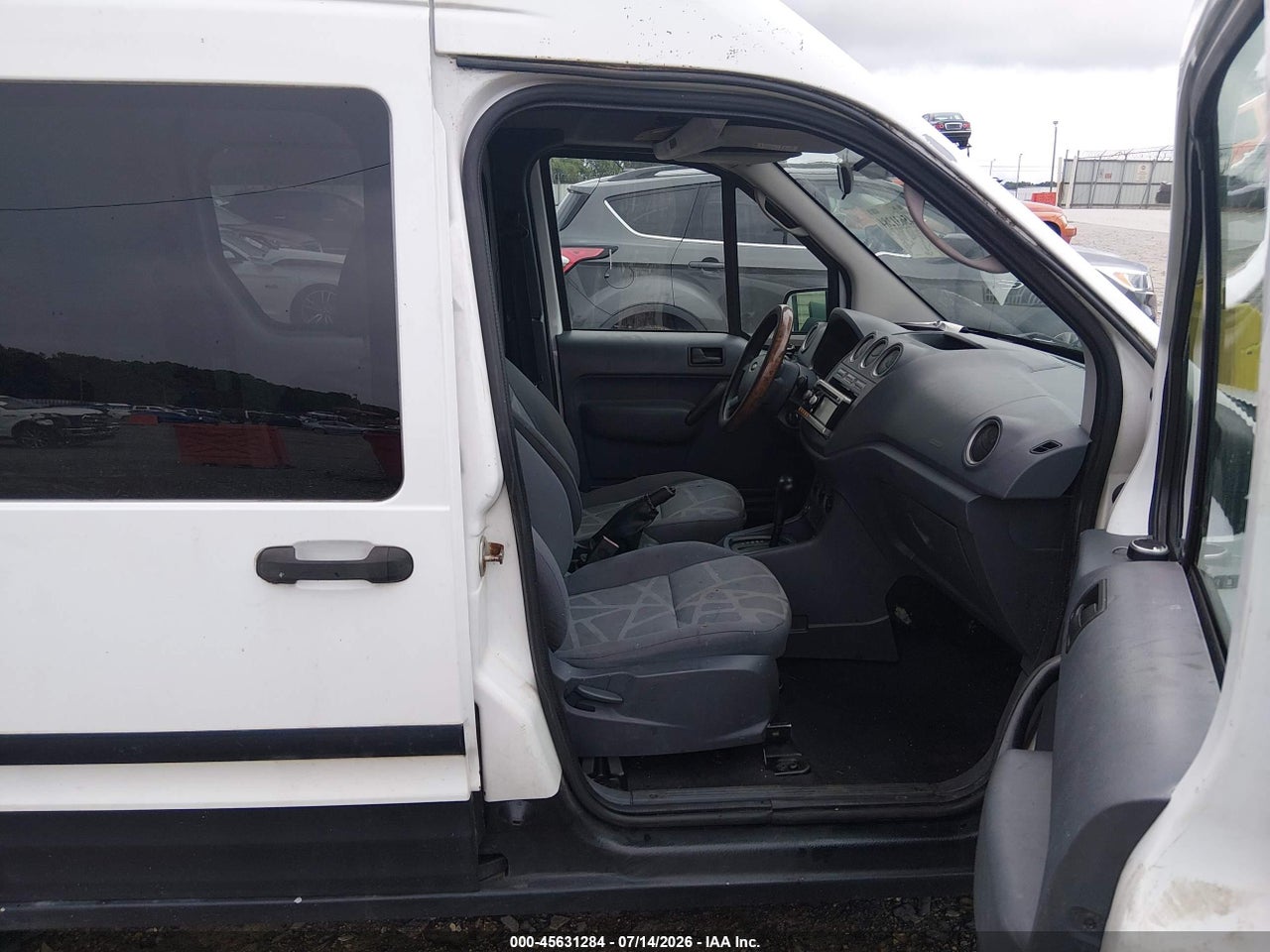 2010 FORD TRANSIT CONNECT XLT thumbnail 6