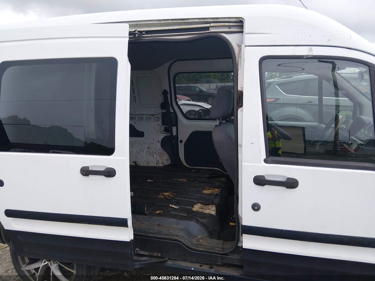 2010 FORD TRANSIT CONNECT XLT thumbnail 9