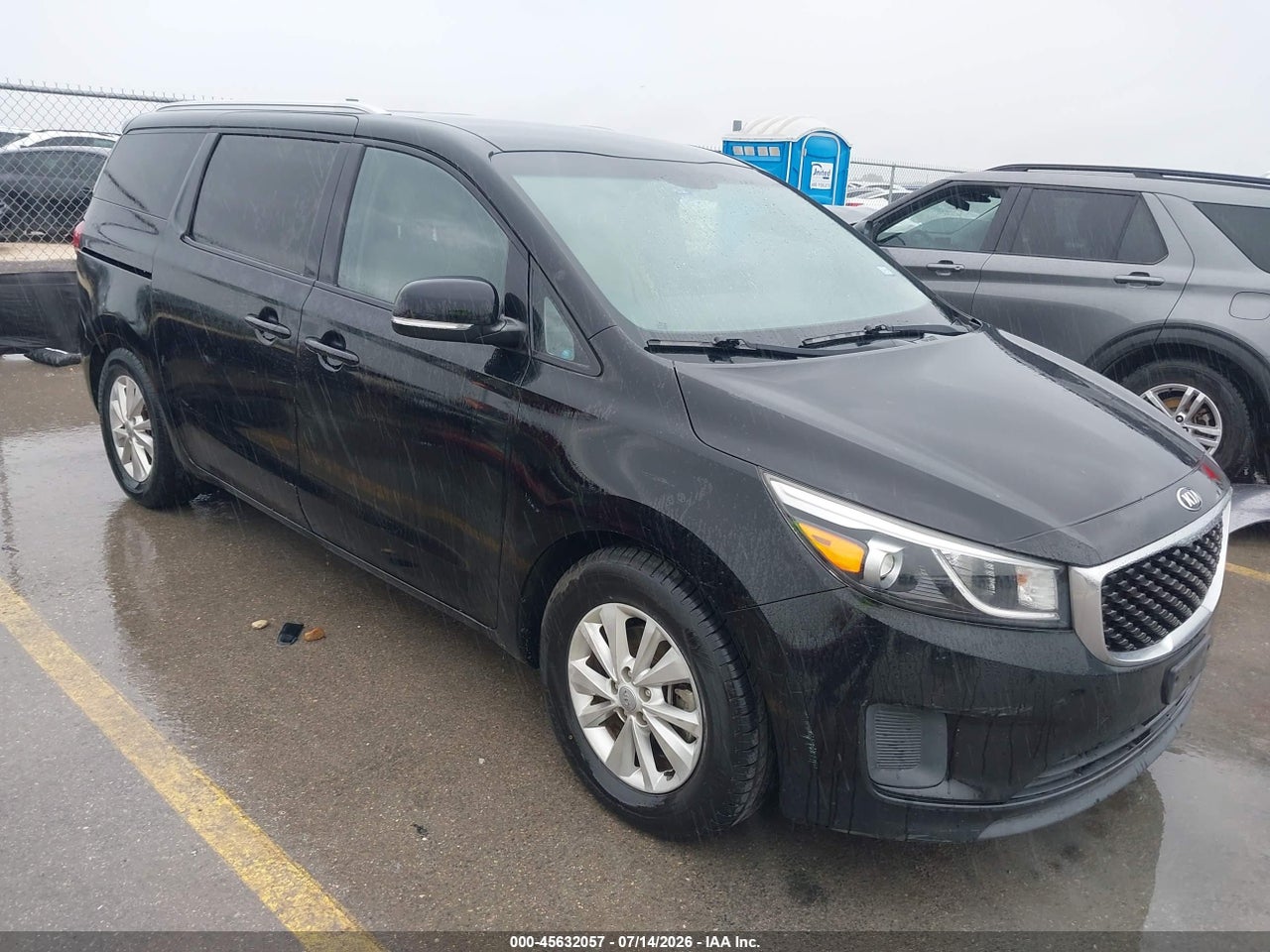 2016 KIA SEDONA LX thumbnail 2