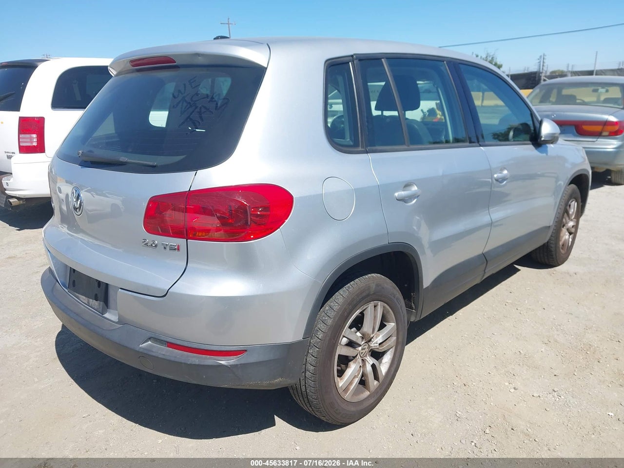2014 VOLKSWAGEN TIGUAN S thumbnail 5