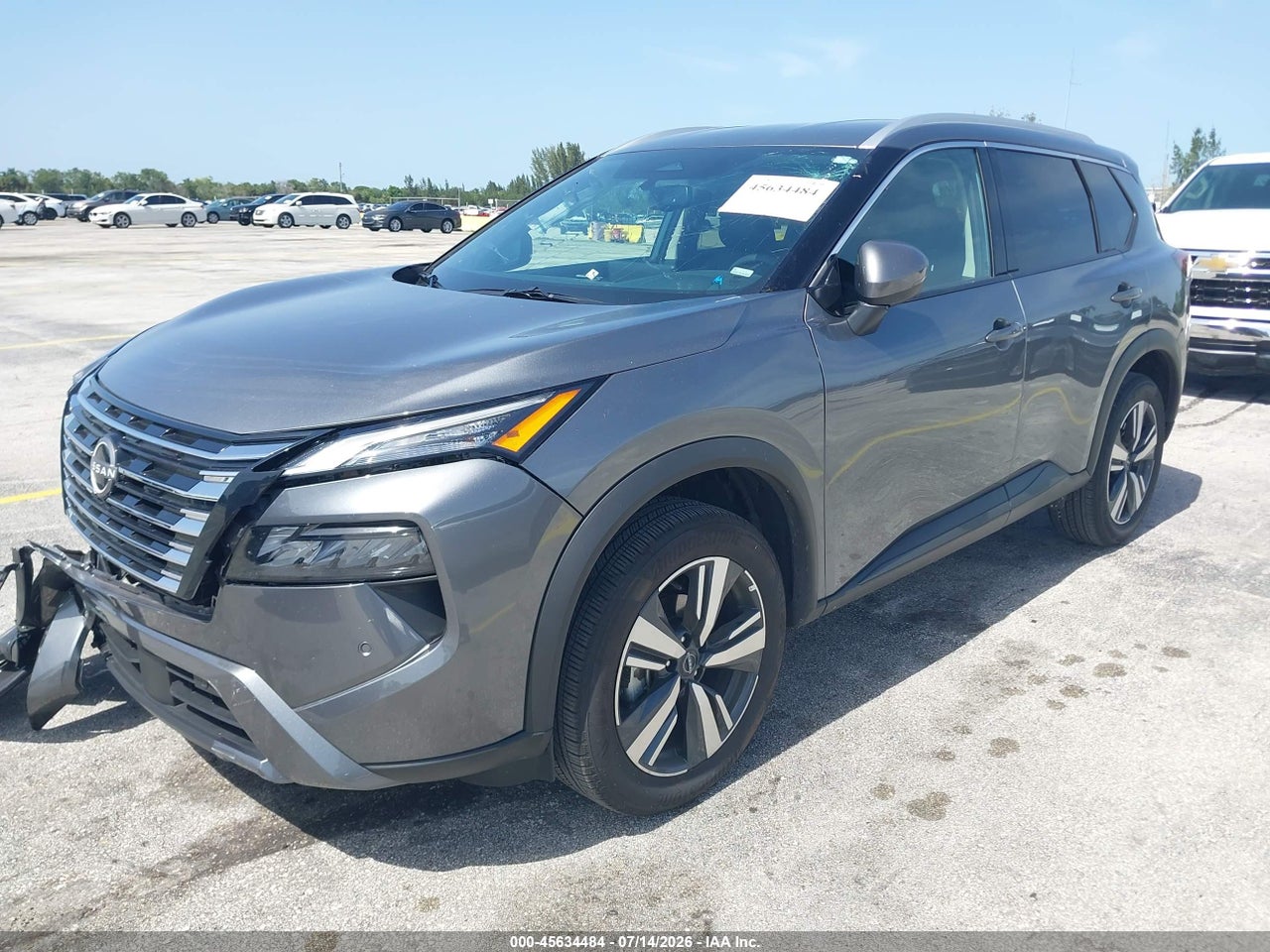 2026 NISSAN ROGUE SL thumbnail 3