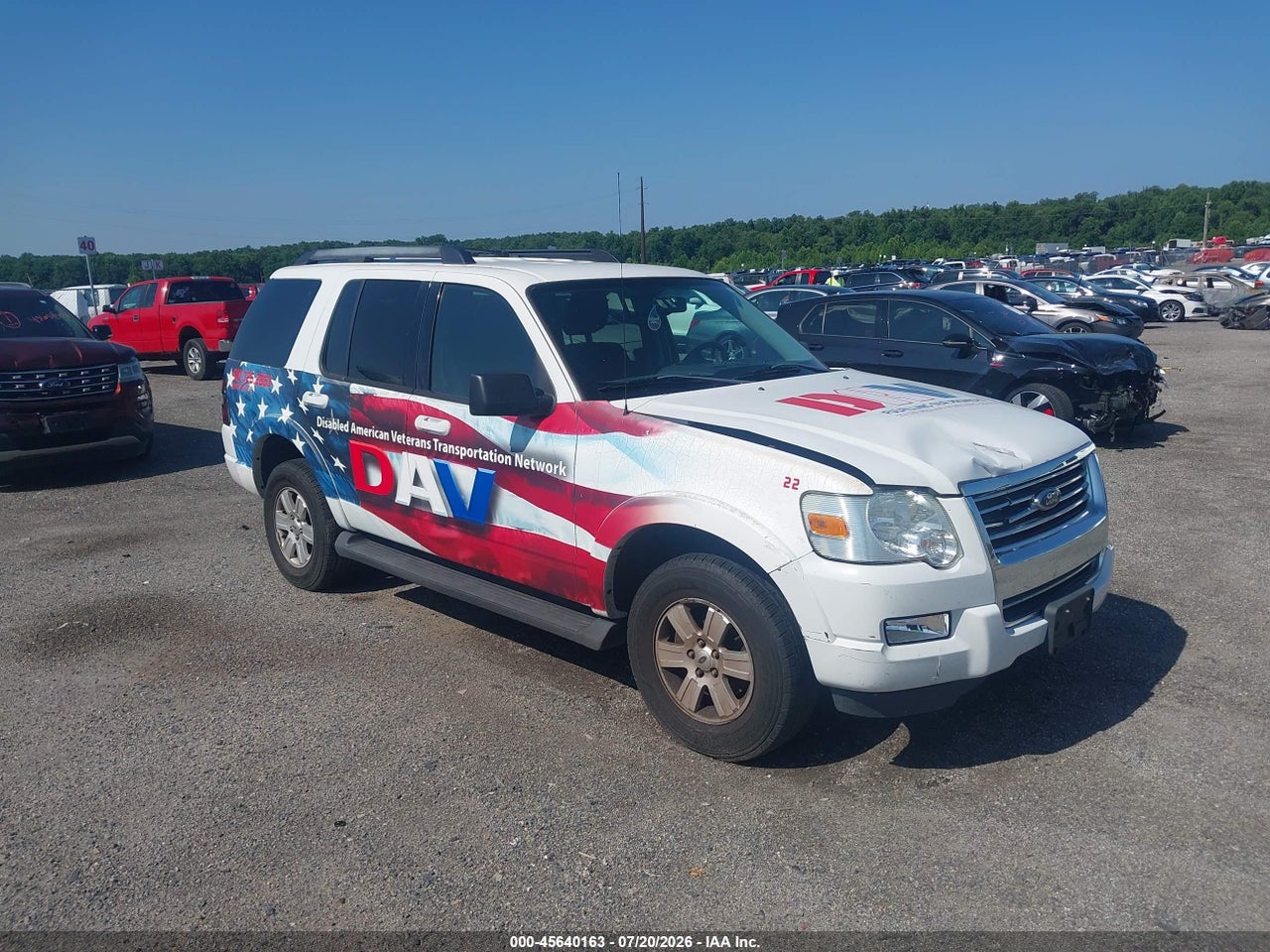 2009 FORD EXPLORER XLT thumbnail 2