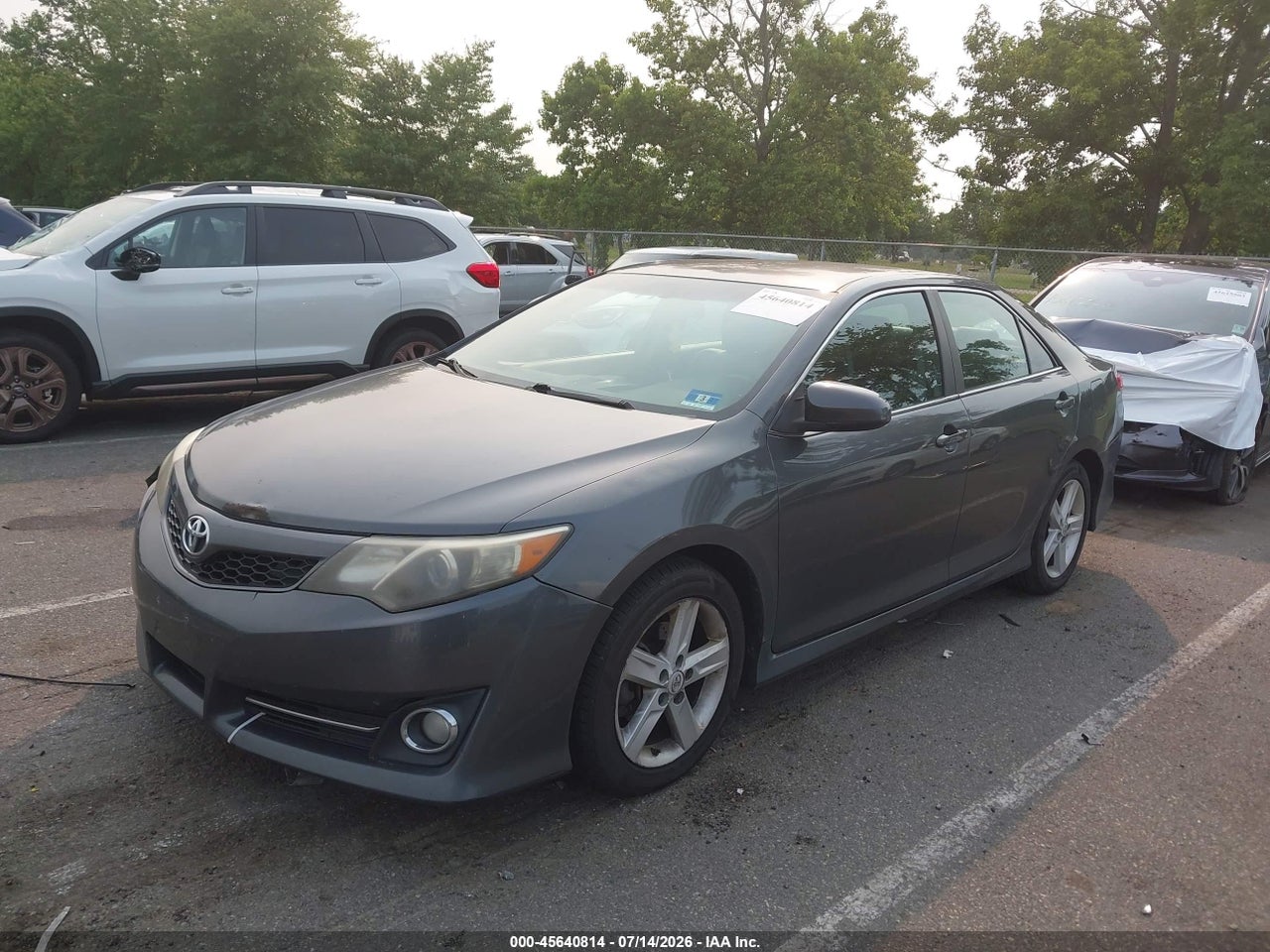 2013 TOYOTA CAMRY SE thumbnail 3