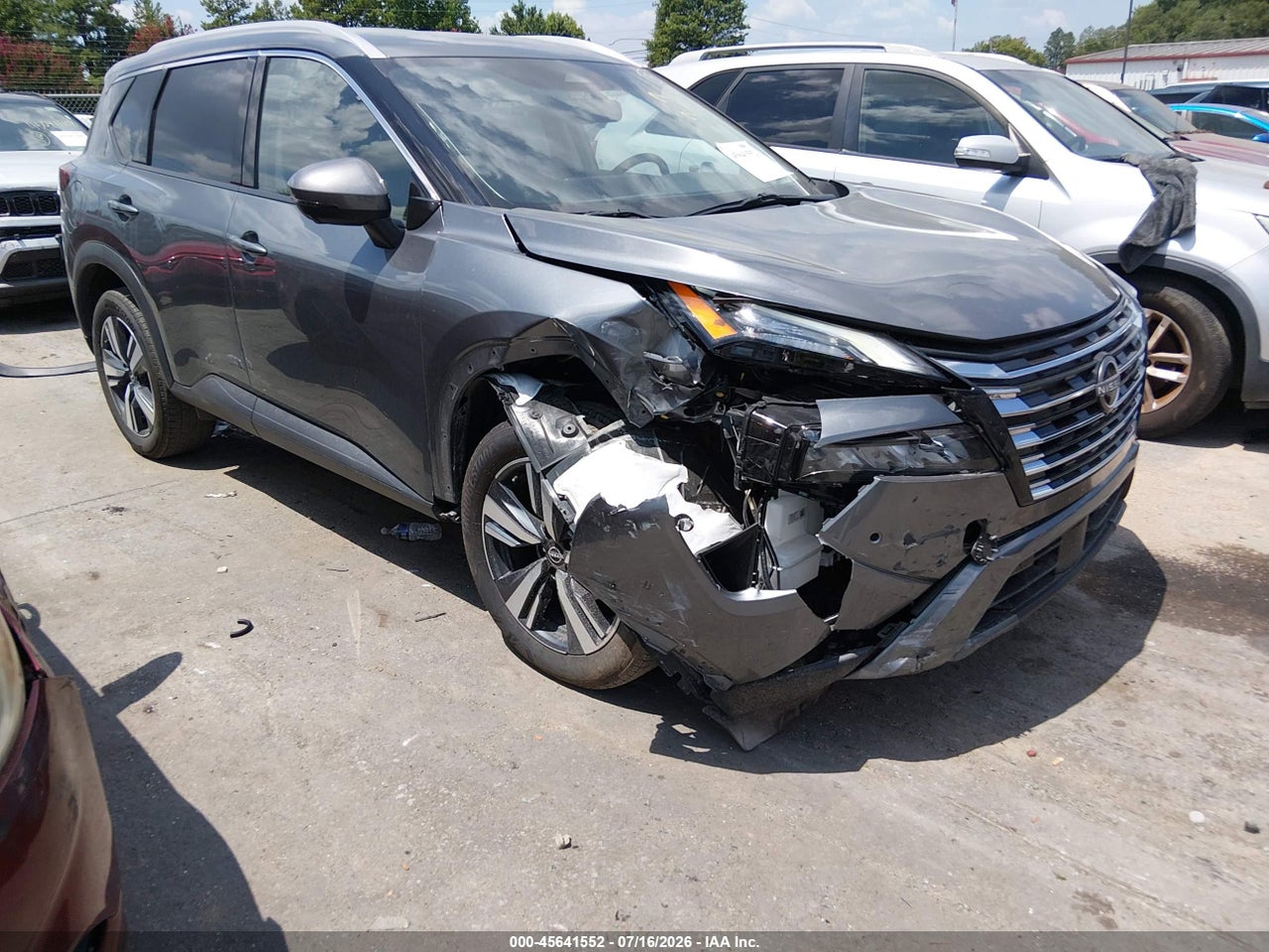 2026 NISSAN ROGUE SL thumbnail 2