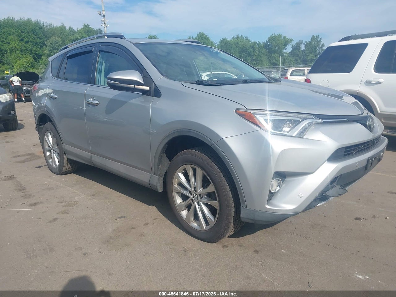 2018 TOYOTA RAV4 LIMITED thumbnail 2
