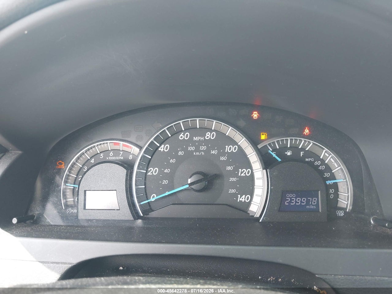 2013 TOYOTA CAMRY SE thumbnail 8