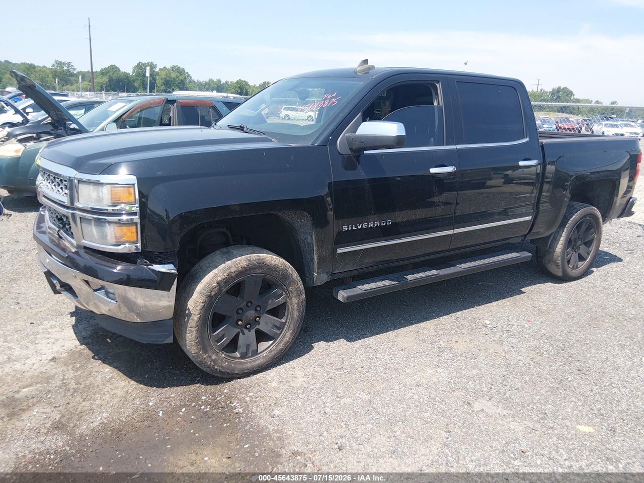 2015 CHEVROLET SILVERADO 1500 LTZ thumbnail 3
