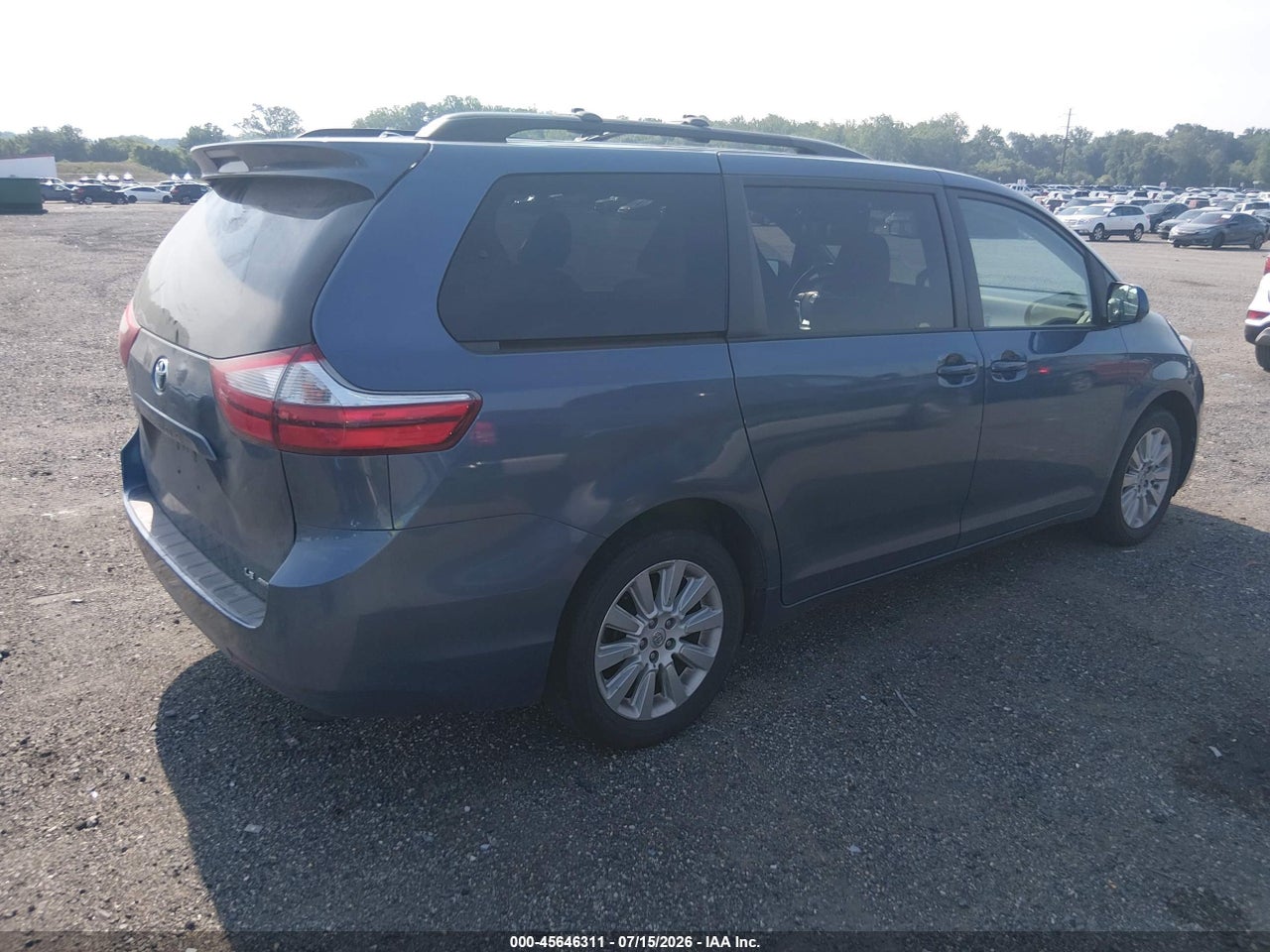 2015 TOYOTA SIENNA LE 7 PASSENGER thumbnail 5
