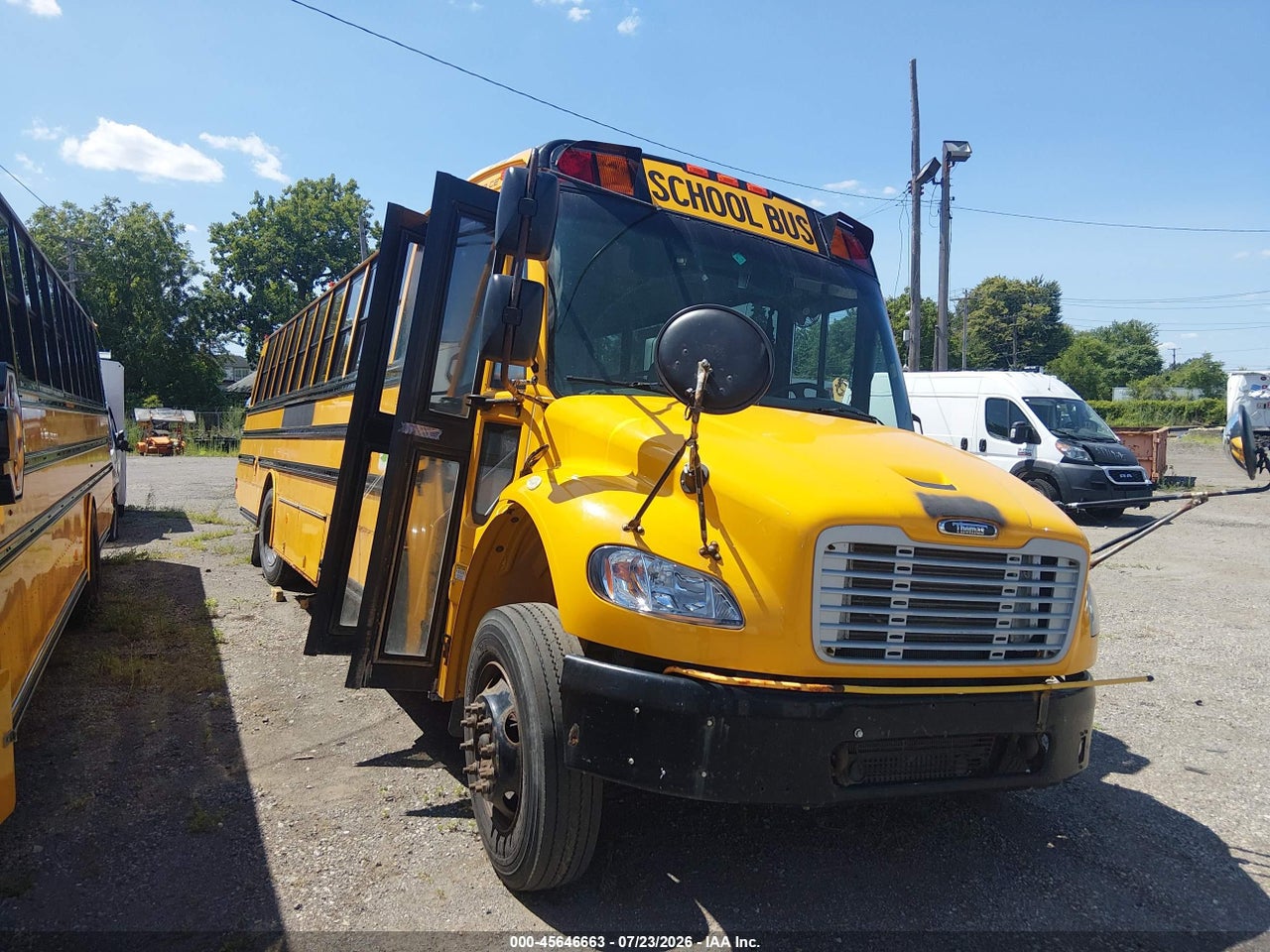 2017 FREIGHTLINER CHASSIS B2B thumbnail 2