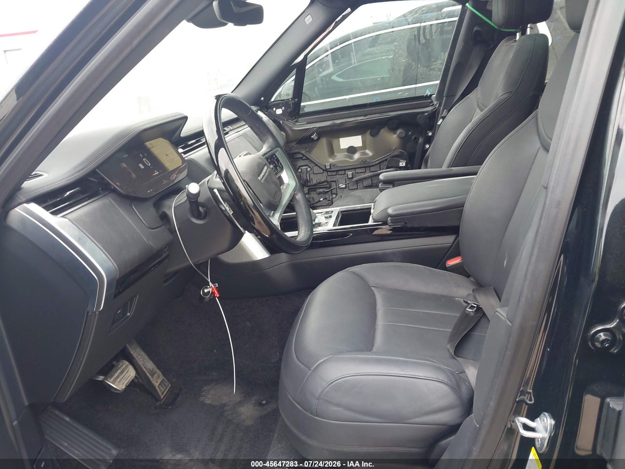 2023 LAND ROVER RANGE ROVER P400 SE · 5/12