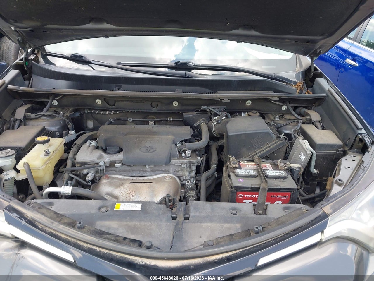2016 TOYOTA RAV4 XLE thumbnail 11