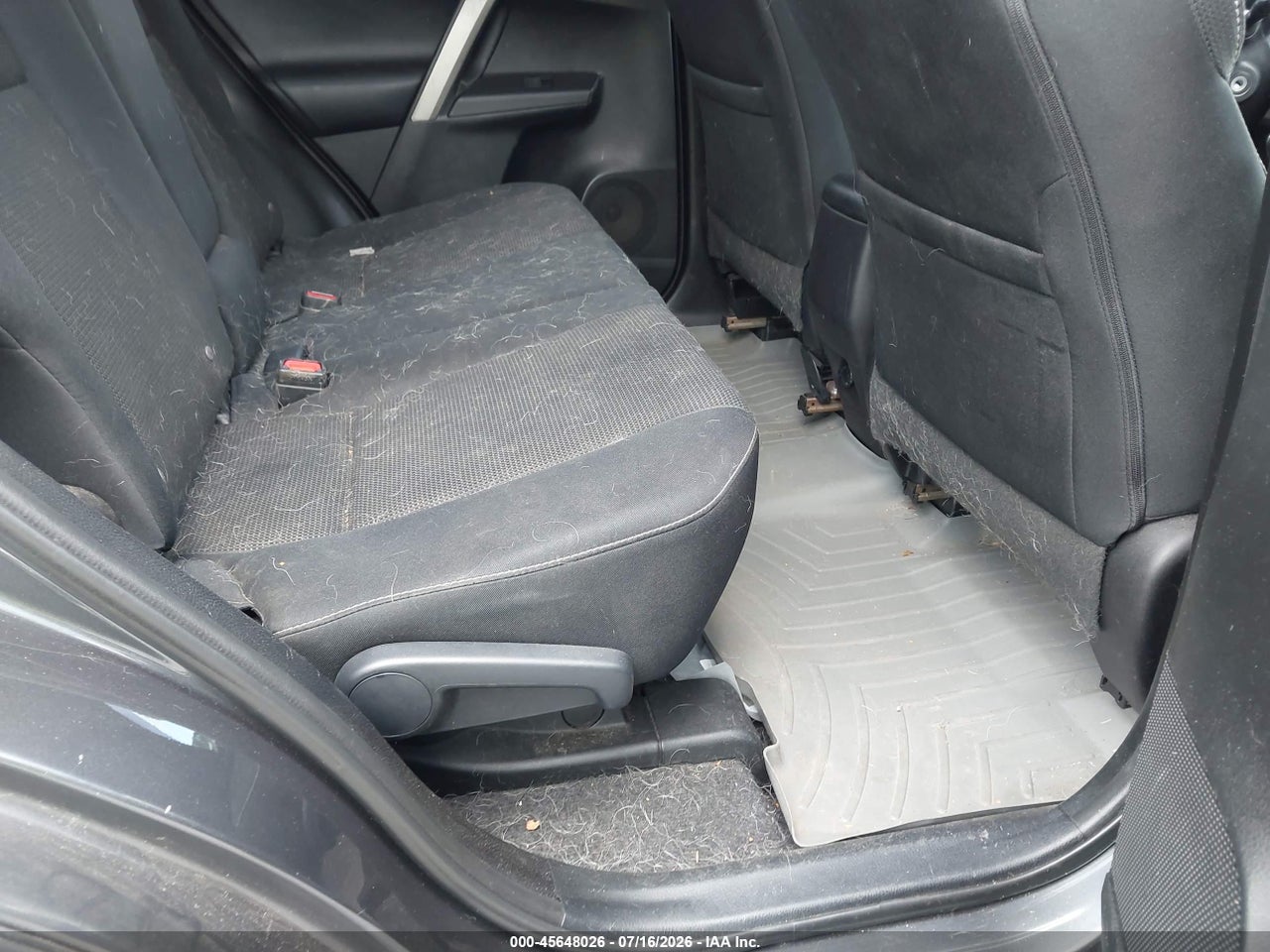 2016 TOYOTA RAV4 XLE thumbnail 9
