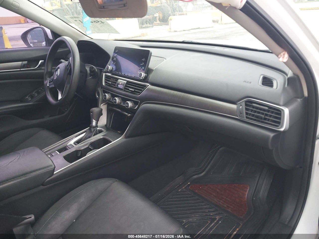 2018 HONDA ACCORD LX thumbnail 6