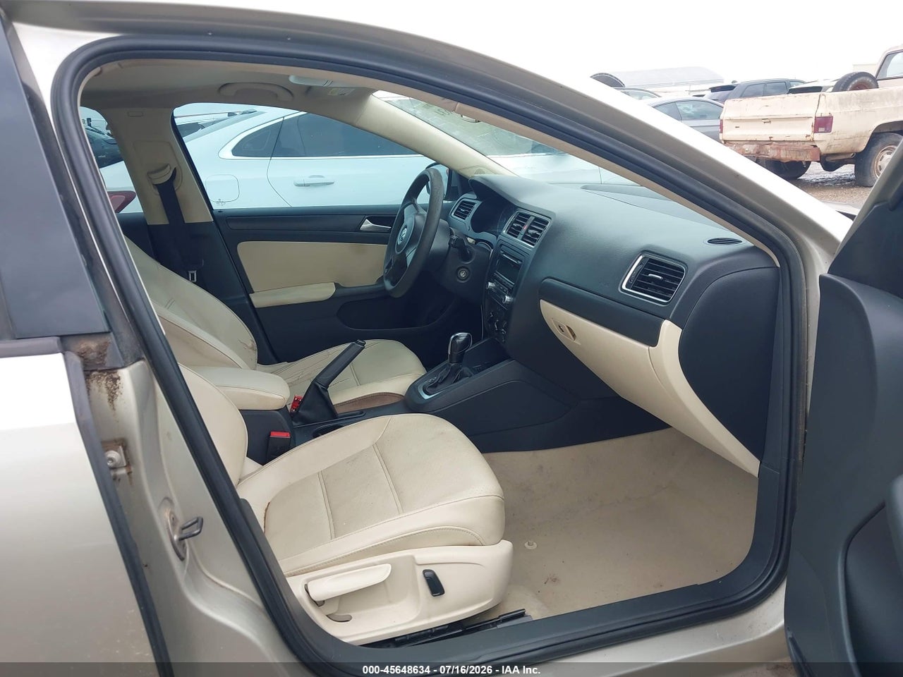 2014 VOLKSWAGEN JETTA 1.8T SE · 5/12
