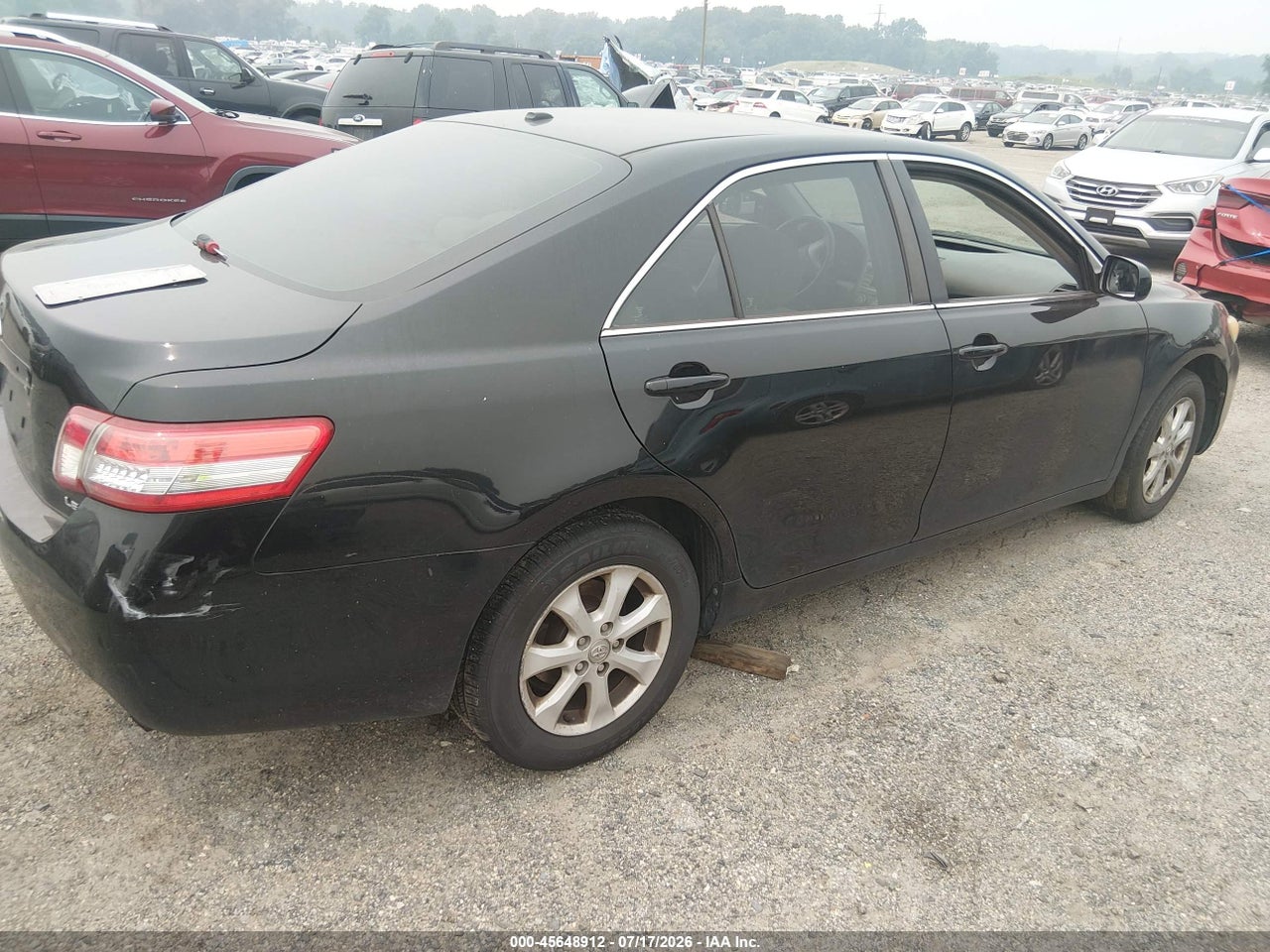 2011 TOYOTA CAMRY LE · 4/12