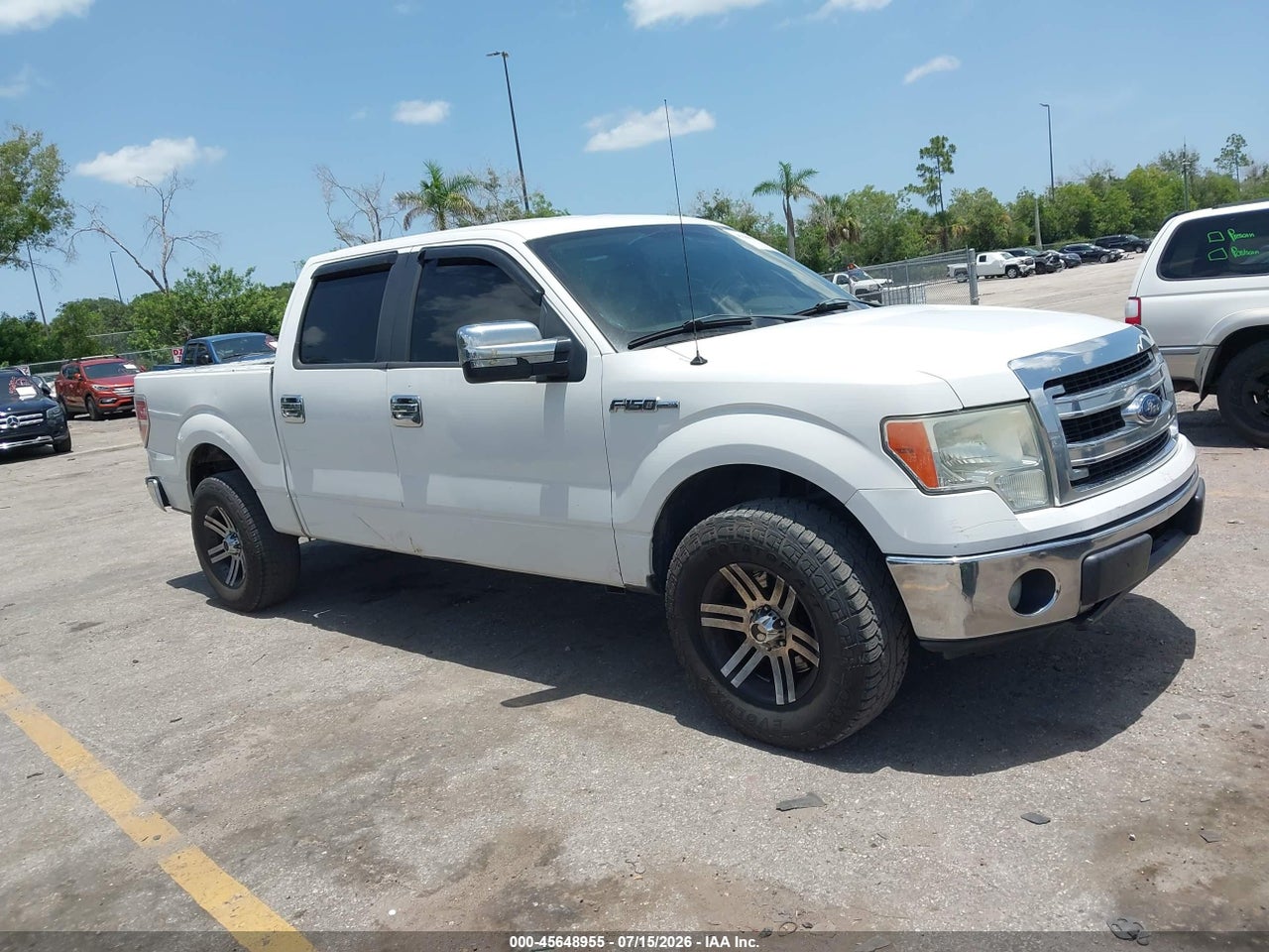 2013 FORD F-150 XLT thumbnail 2