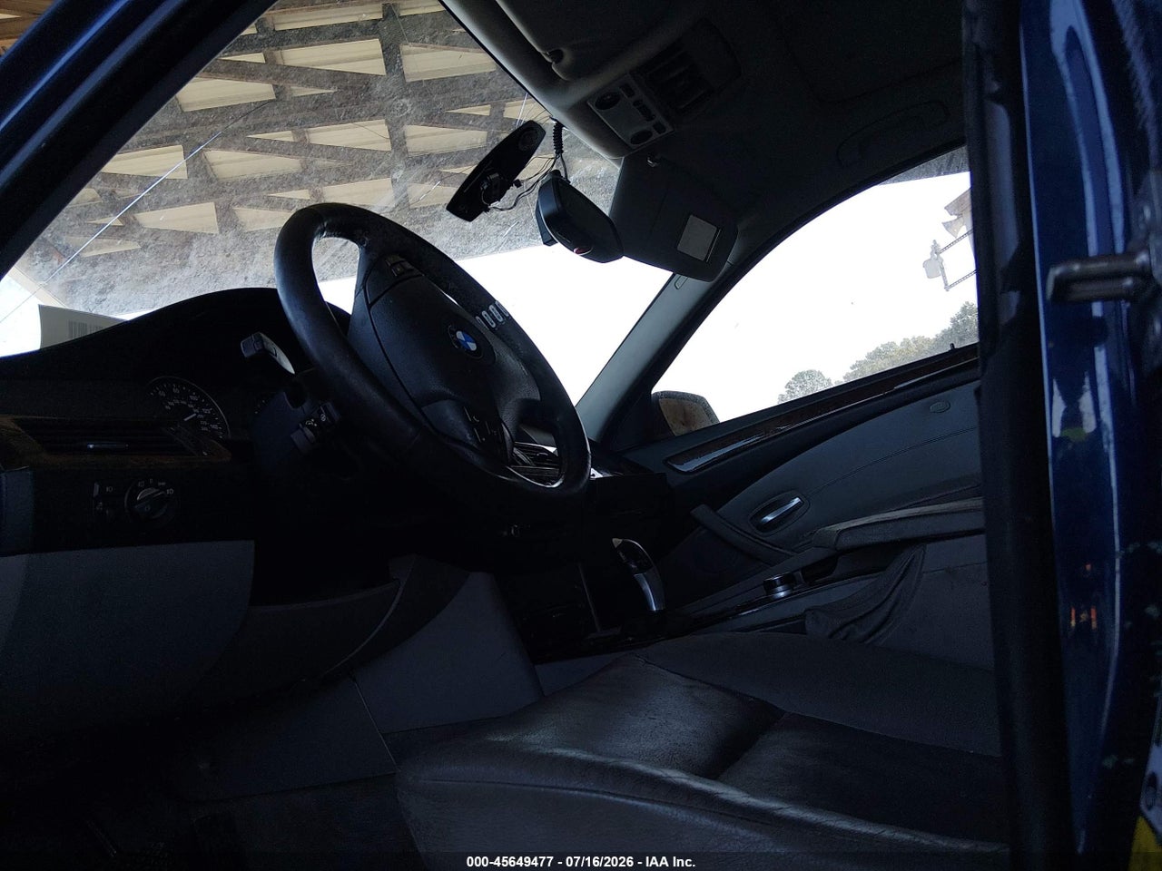 2010 BMW 528I XDRIVE thumbnail 6