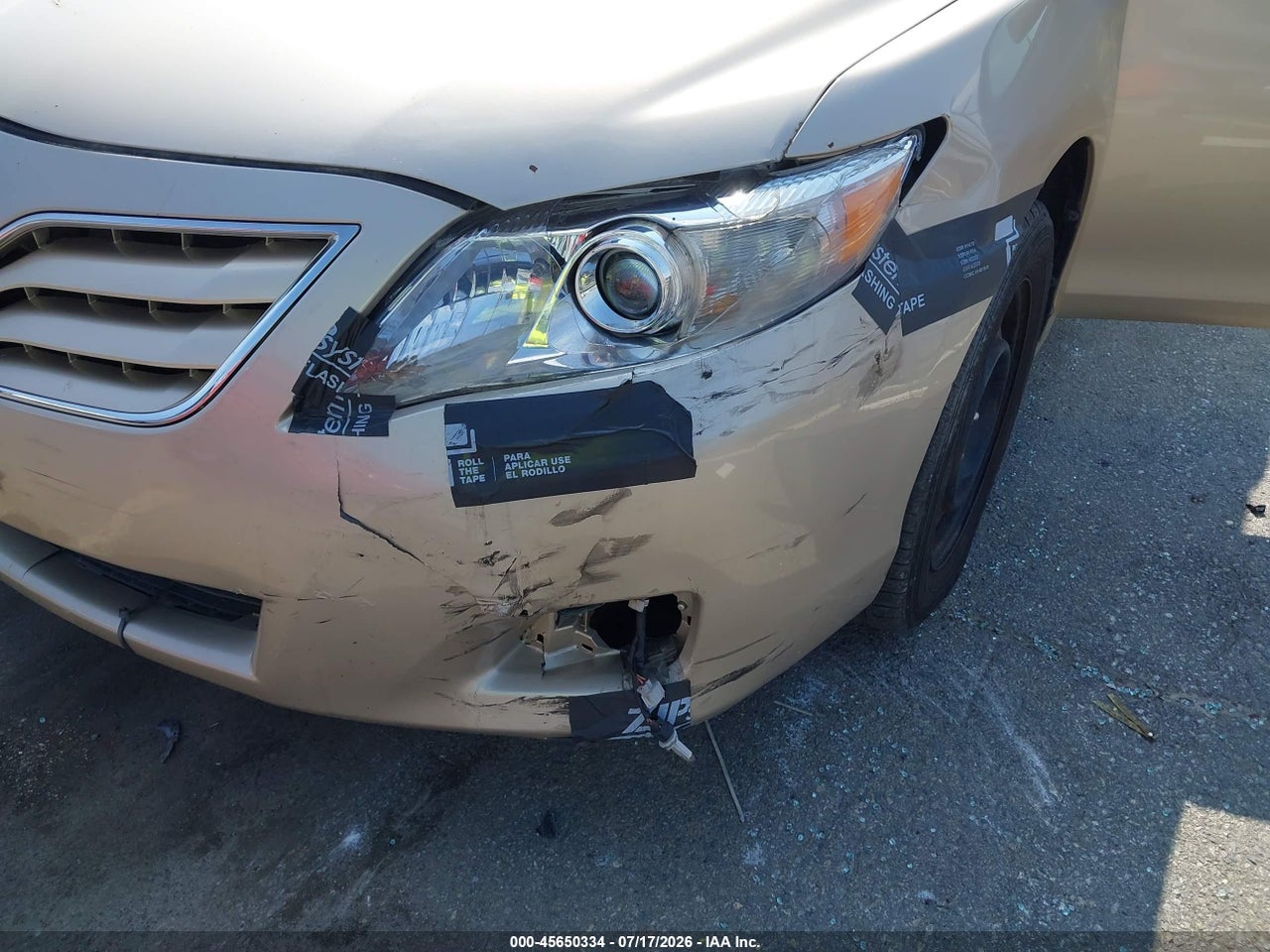 2010 TOYOTA CAMRY LE thumbnail 7