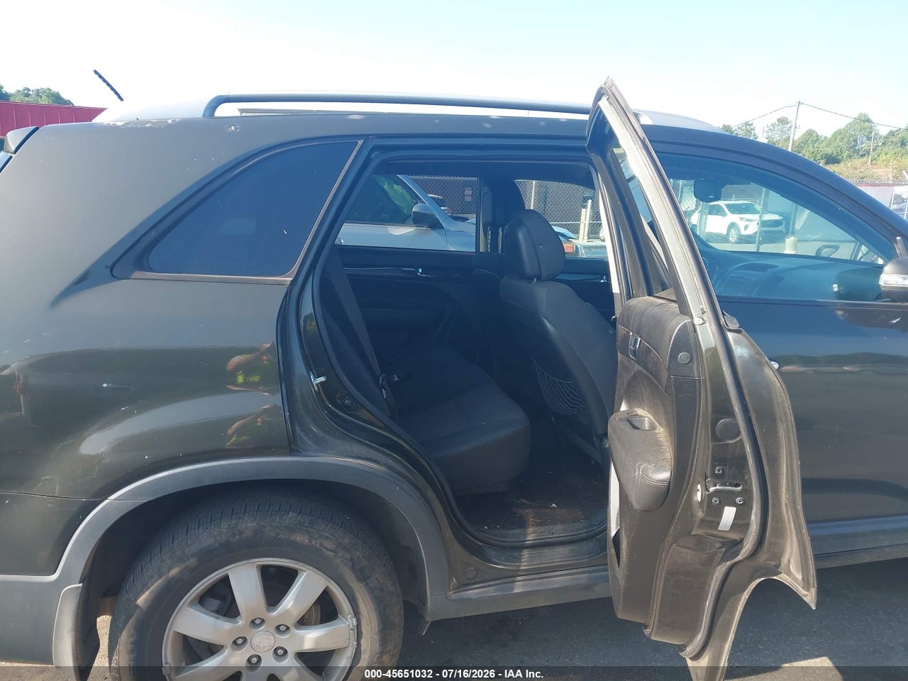 2011 KIA SORENTO LX thumbnail 9