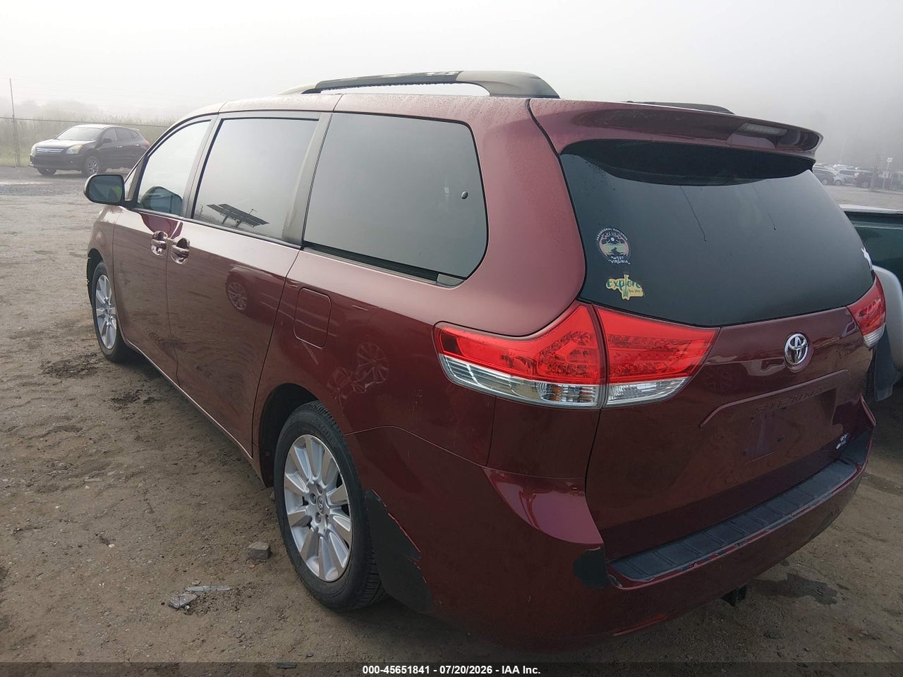 2013 TOYOTA SIENNA LE 7 PASSENGER thumbnail 4