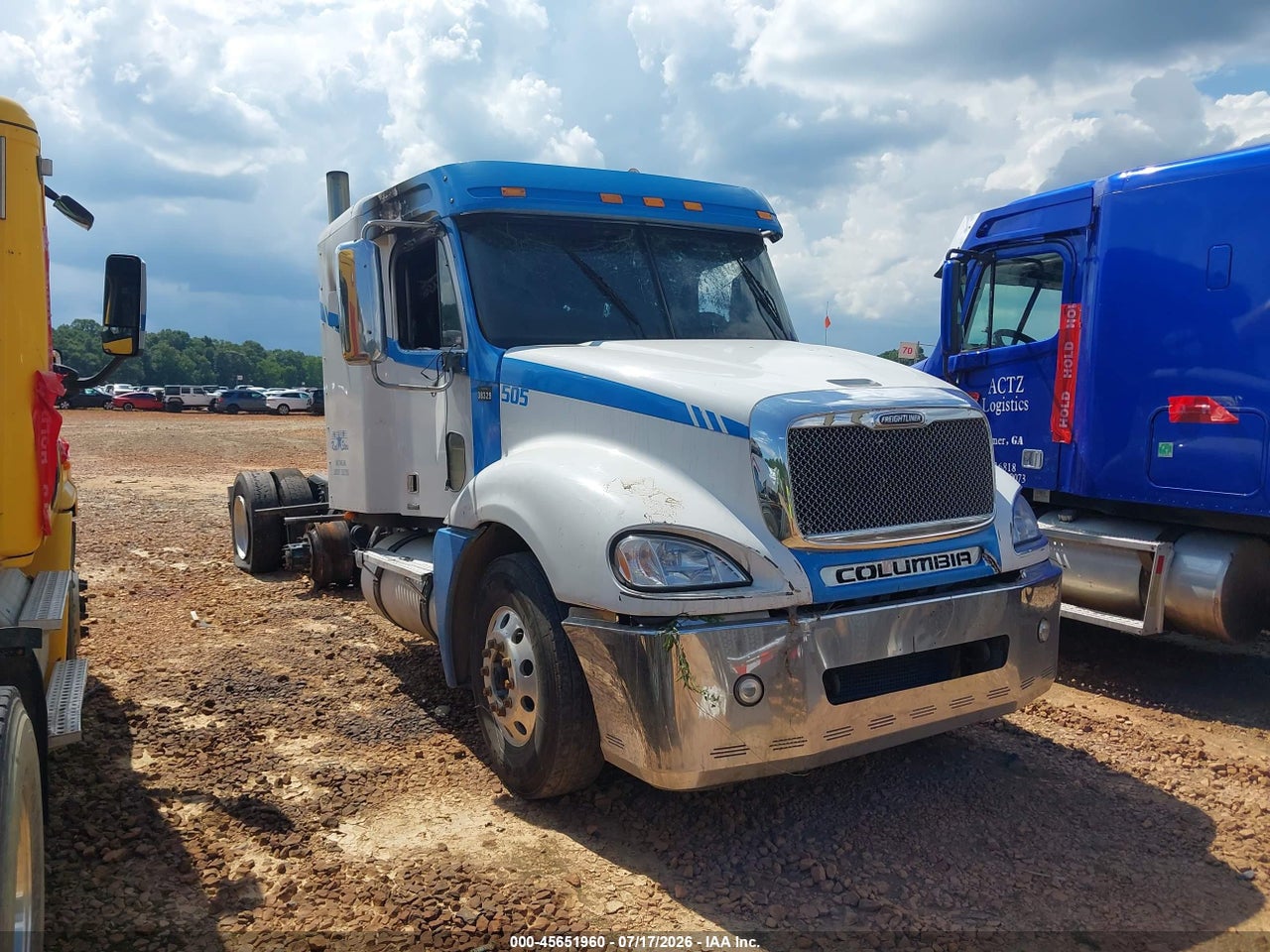 2005 FREIGHTLINER CONVENTIONAL COLUMBIA thumbnail 2