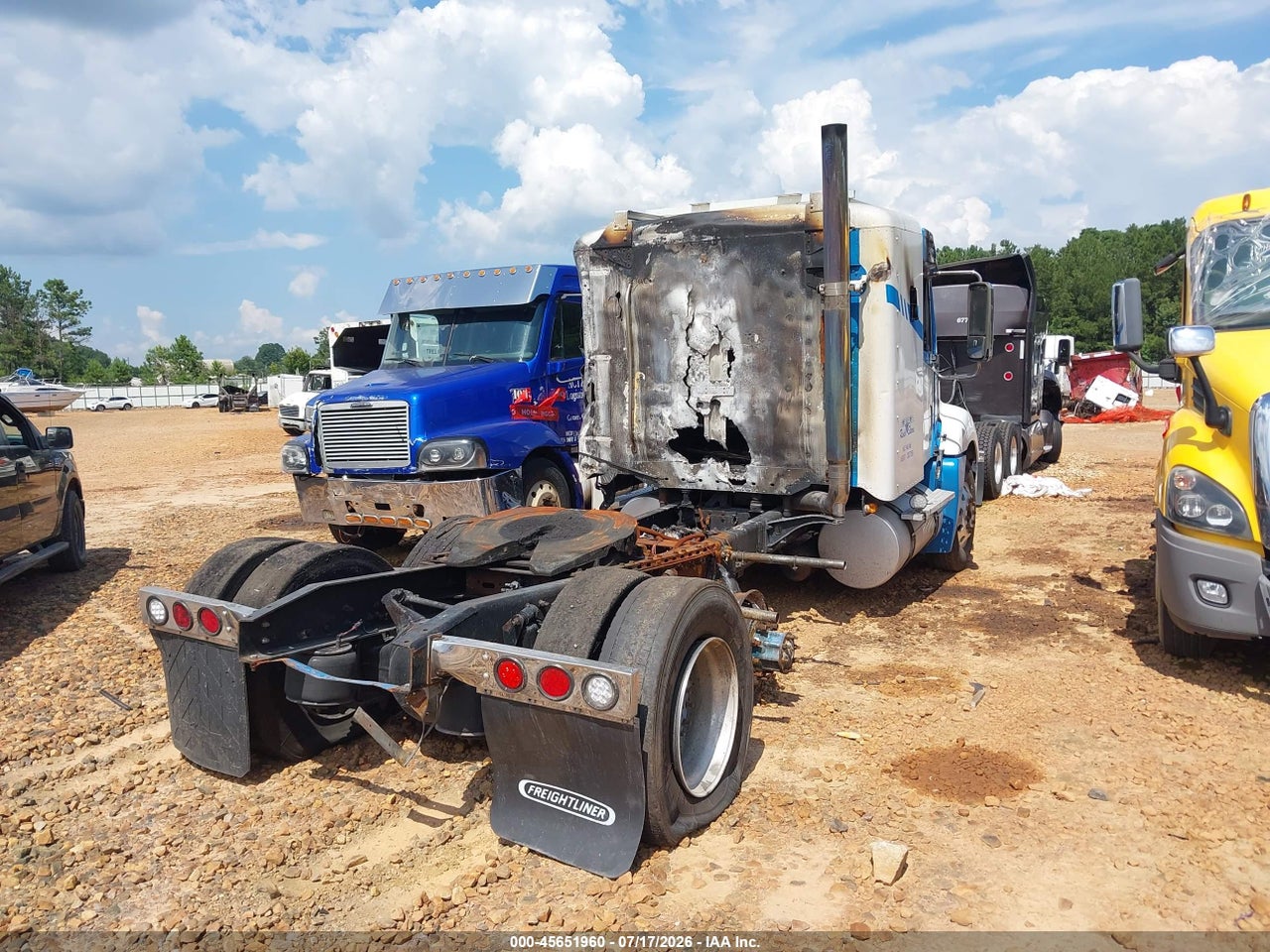 2005 FREIGHTLINER CONVENTIONAL COLUMBIA thumbnail 5