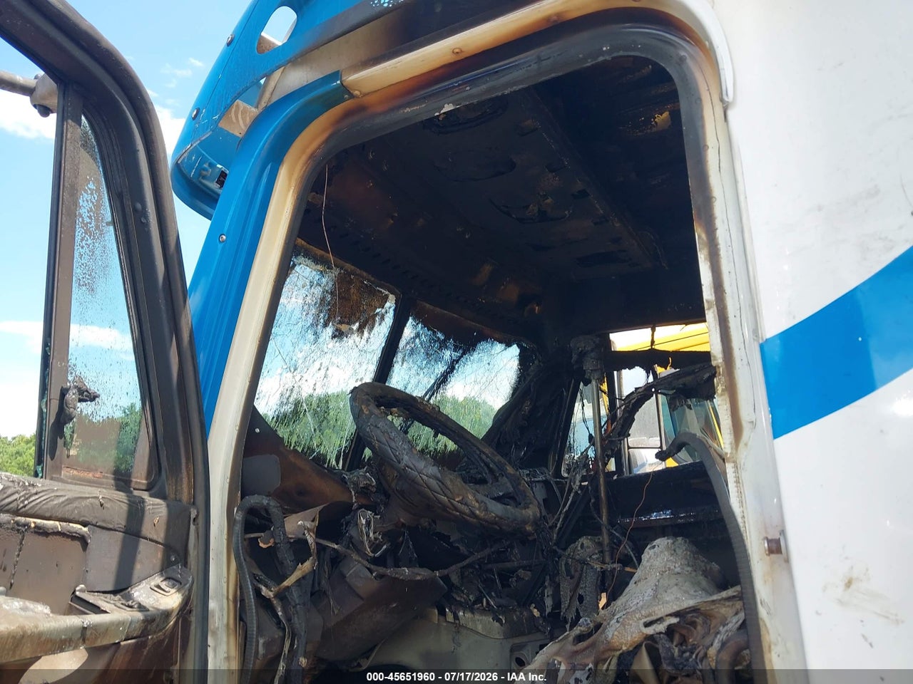 2005 FREIGHTLINER CONVENTIONAL COLUMBIA thumbnail 6