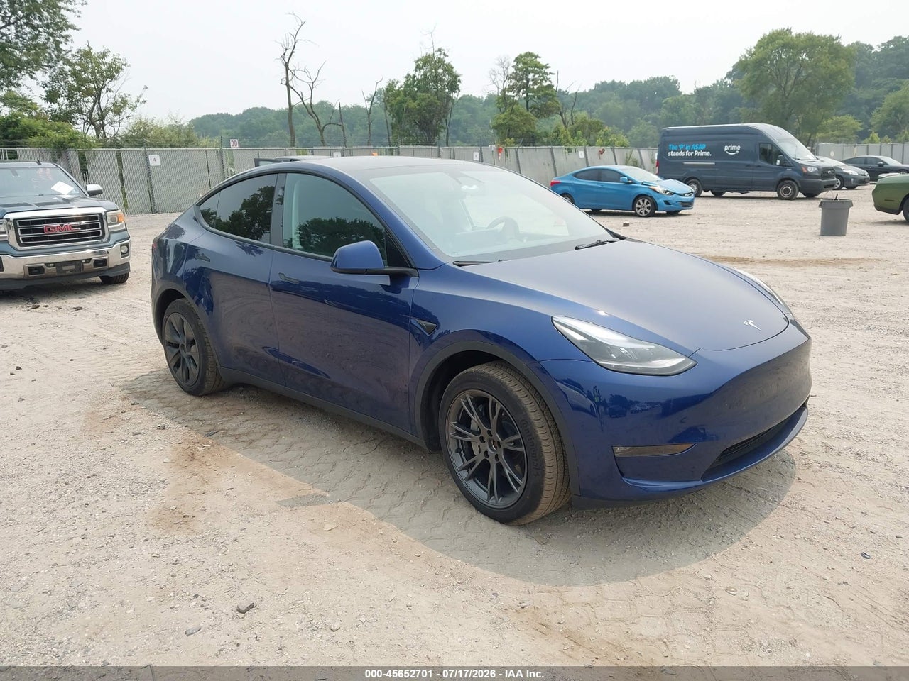 7SAYGAEE7RF****** · 2024 TESLA MODEL Y LONG RANGE DUAL MOTOR ALL-WHEEL DRIVE