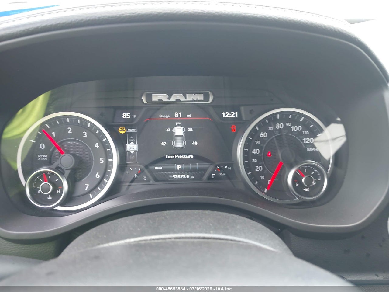 2026 RAM 1500 LARAMIE  4X4 5'7 BOX thumbnail 8