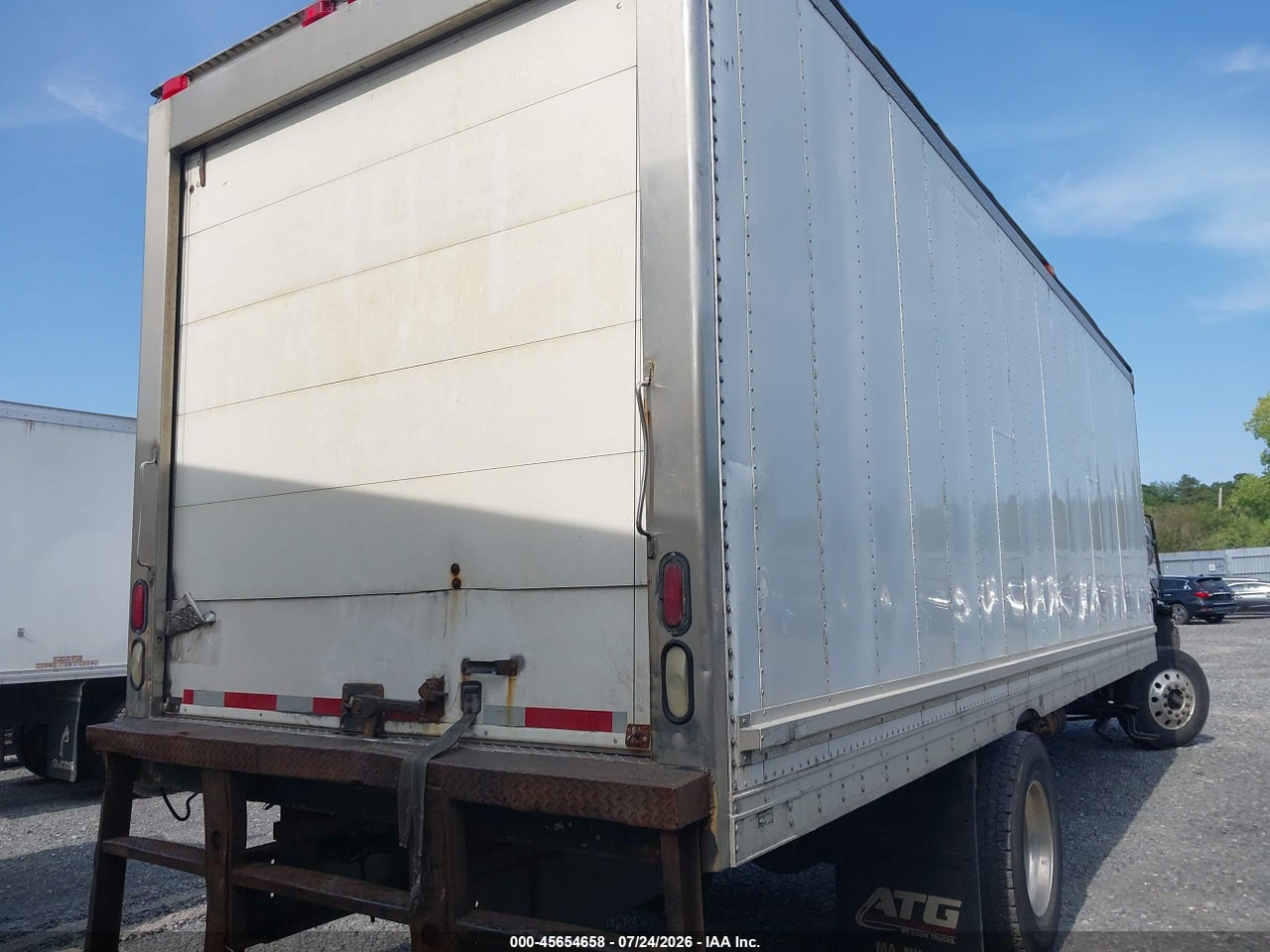 2023 FREIGHTLINER M2 106 · 4/12