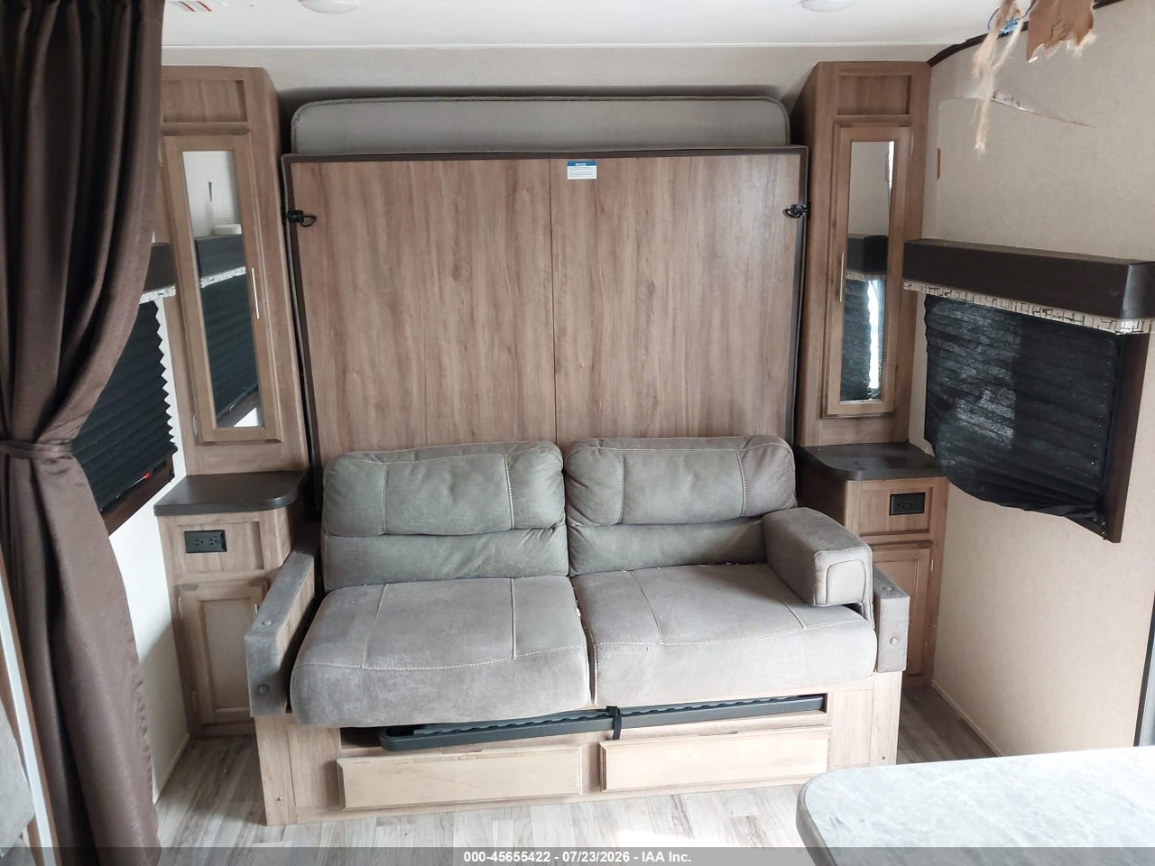 2019 JAYCO JAY FEATHER SERIES 2   thumbnail 6