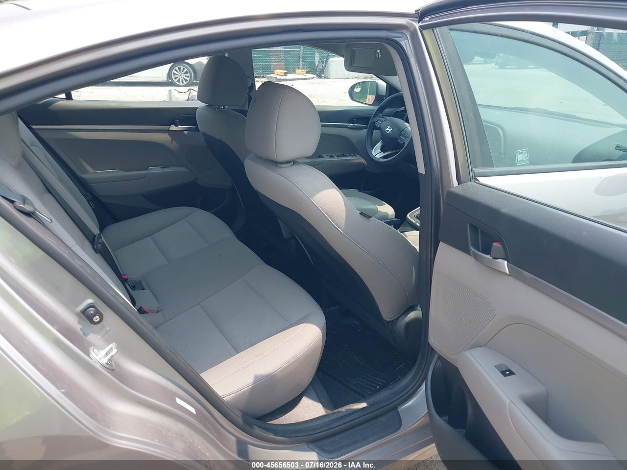 2020 HYUNDAI ELANTRA SE thumbnail 9