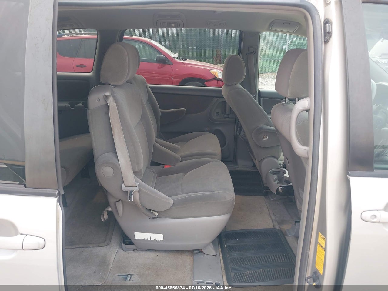 2005 TOYOTA SIENNA LE thumbnail 9