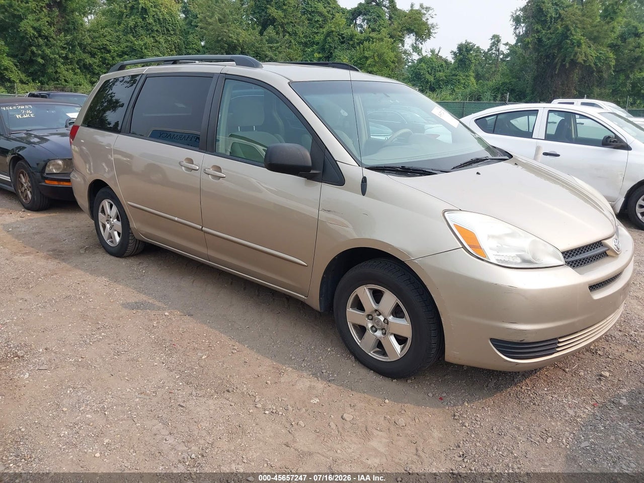 2005 TOYOTA SIENNA LE thumbnail 2