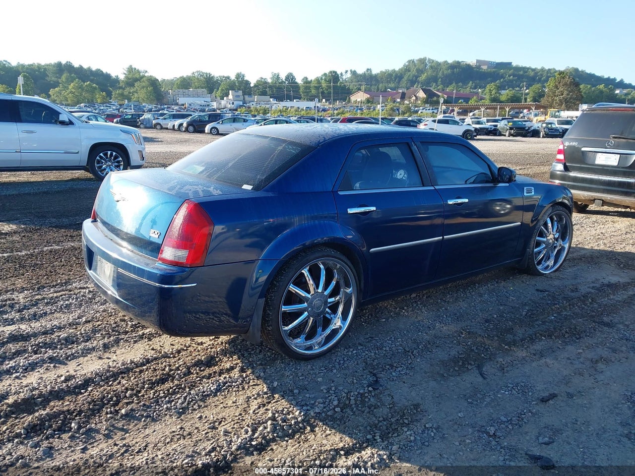 2005 CHRYSLER 300 TOURING thumbnail 5