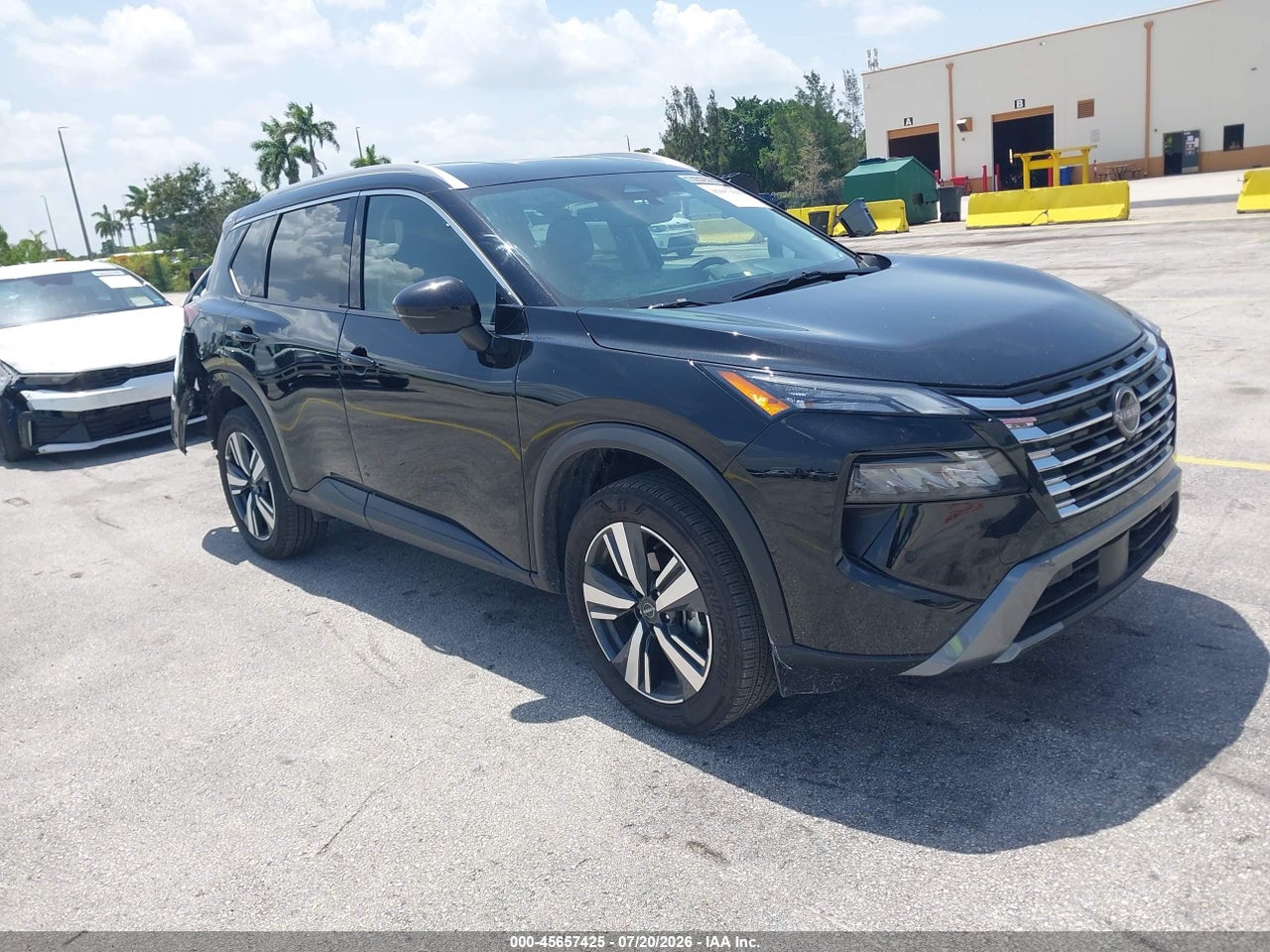 2026 NISSAN ROGUE SL thumbnail 2