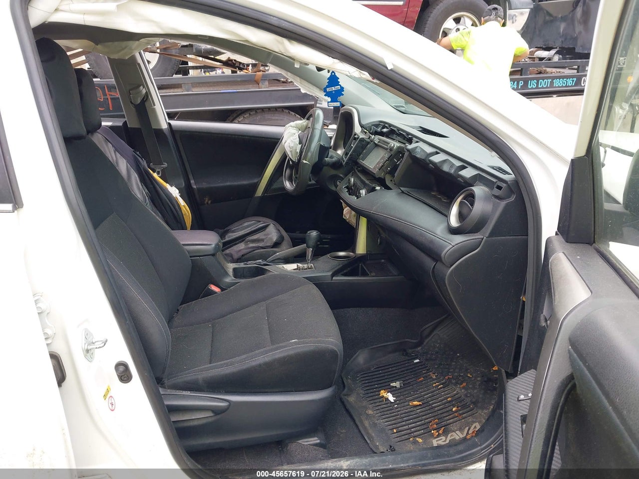 2013 TOYOTA RAV4 XLE thumbnail 6
