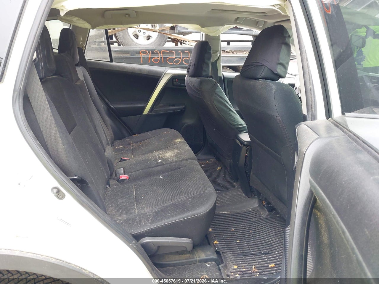 2013 TOYOTA RAV4 XLE thumbnail 9